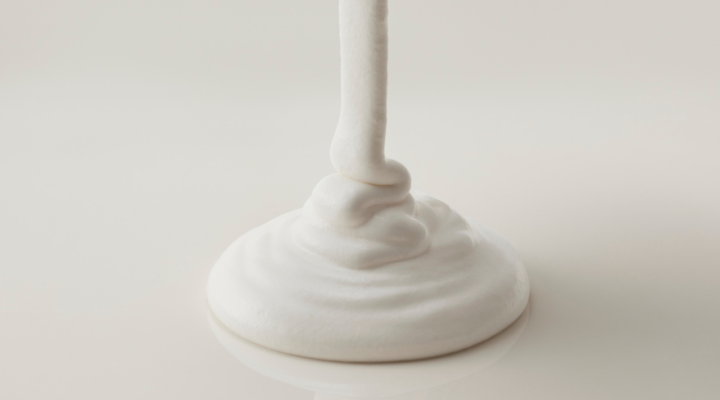 There are four reasons why red bean paste and dairy products go well together.