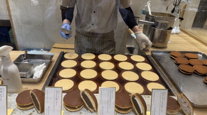 baking dorayaki crast